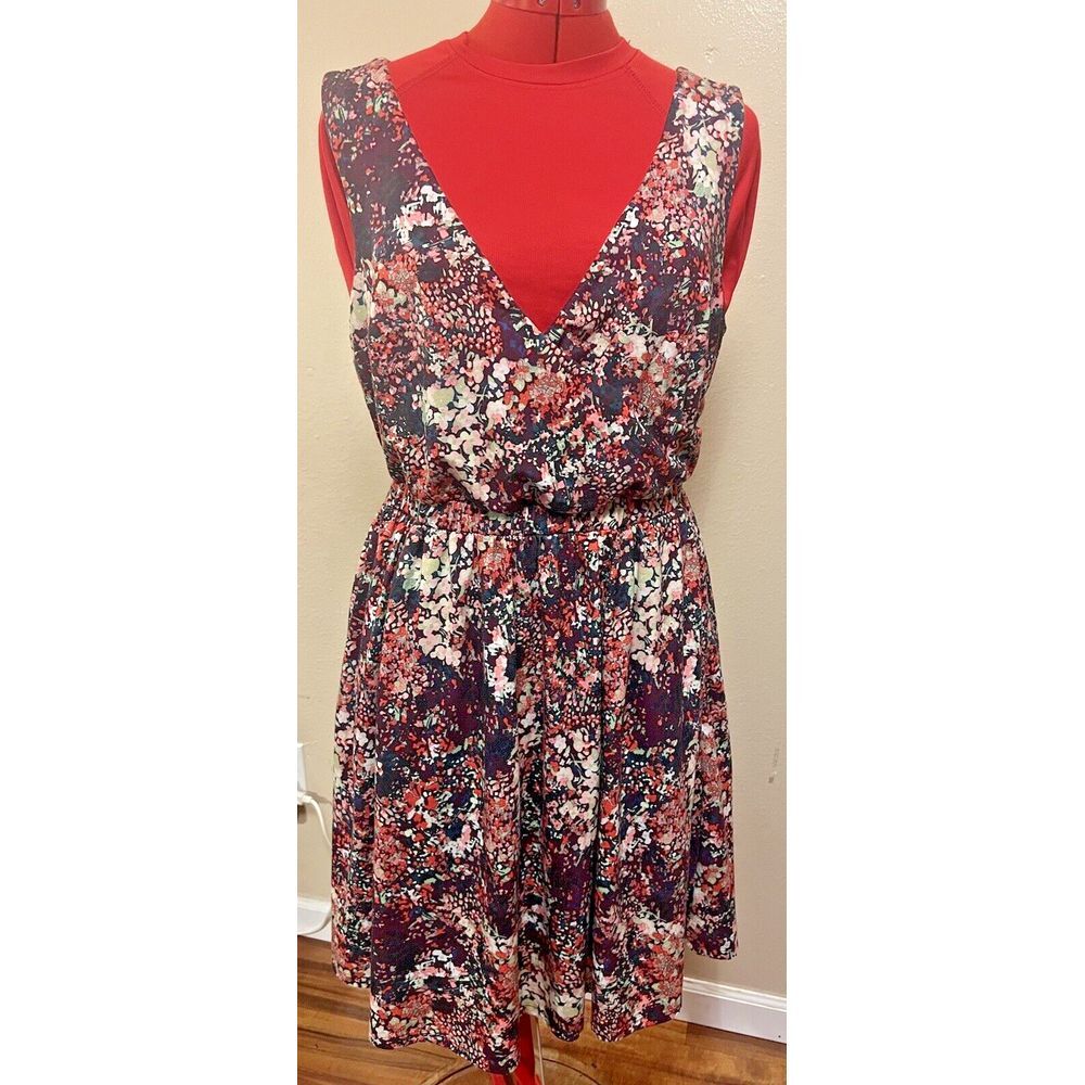 Modcloth Purple Floral Midi Dress Wrap Front V-Neck Sleveless Womens Size L Knit
